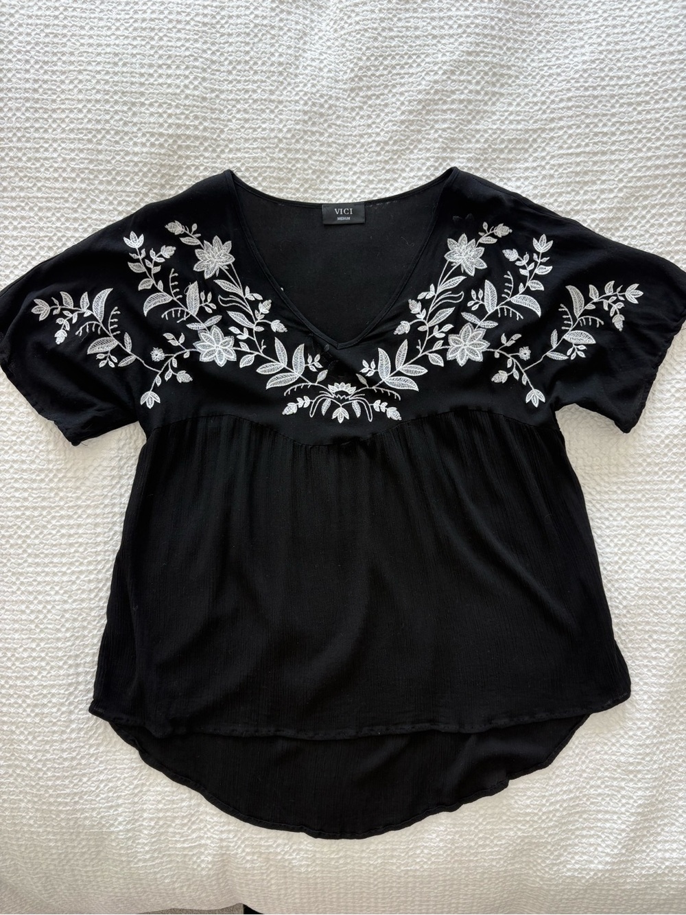 VICI Black Embroidered Floral Babydoll Top Boho Peasant Blouse - M